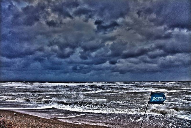 A rough day on the North Sea - PWA KIA Cold Hawaii World Cup 2011 Day 2 &copy; PWA World Tour http://www.pwaworldtour.com
